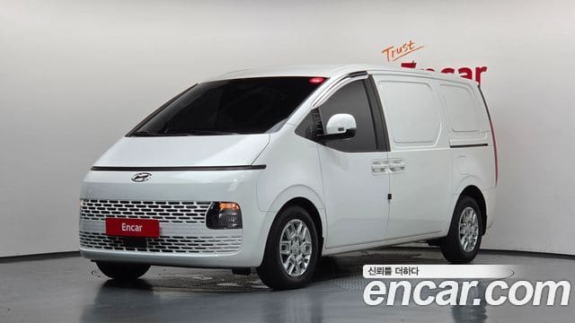 Hyundai Staria — фото 1
