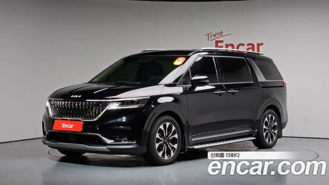 Kia Carnival — фото 1