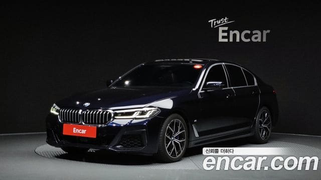 BMW 5 Series — фото 1