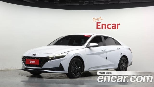 Hyundai Avante — фото 1