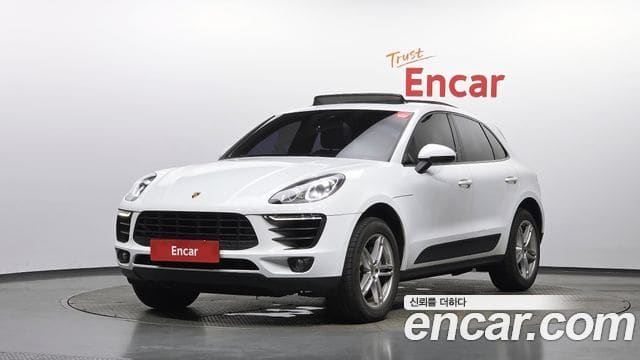 Porsche Macan — фото 1