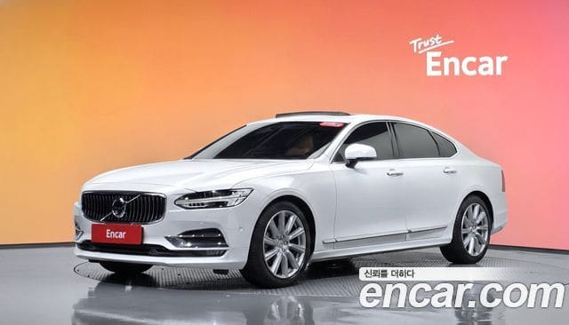 Volvo S90 — фото 1