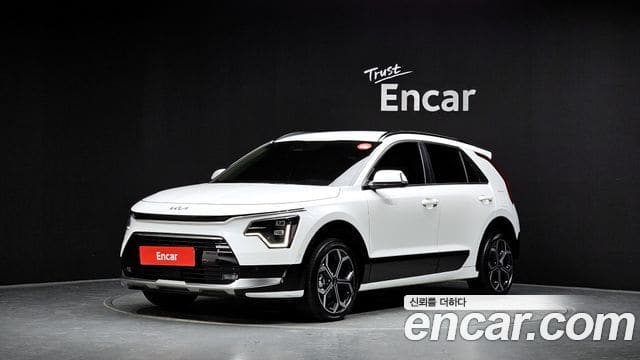 Kia Niro — фото 1