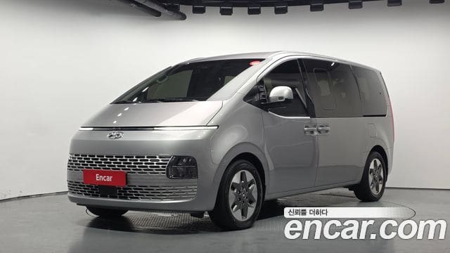 Hyundai Staria — фото 1