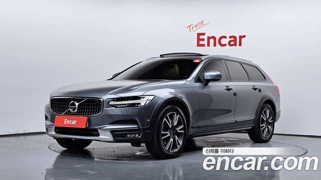 Volvo V90 Cross Country