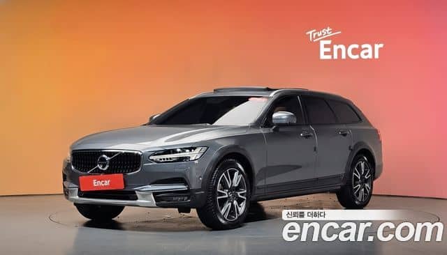 Volvo V90 Cross Country