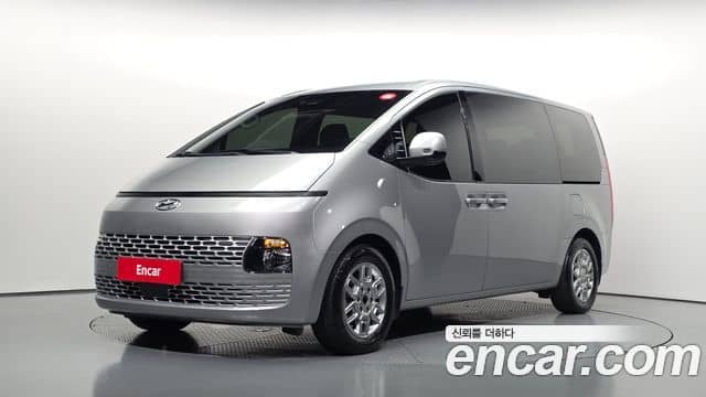Hyundai Staria