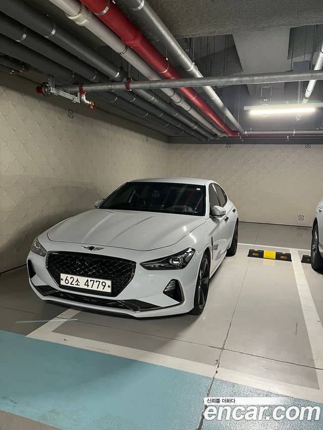 Genesis G70