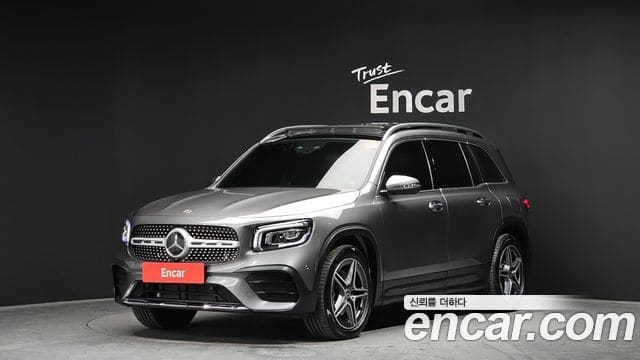 Mercedes-Benz GLB-Class — фото 1