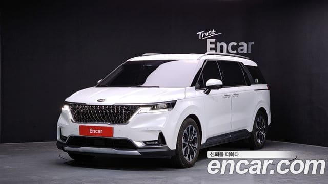 Kia Carnival — фото 1