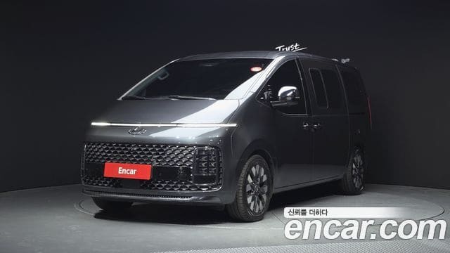 Hyundai Staria — фото 1