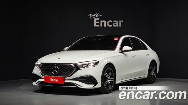 Mercedes-Benz E-Class — фото 1