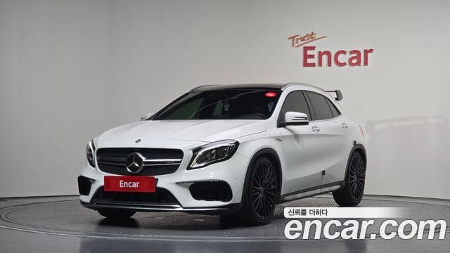 Mercedes-Benz GLA-Class — фото 1