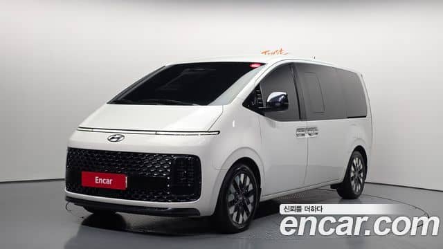 Hyundai Staria
