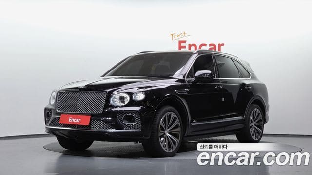 Bentley Bentayga — фото 1