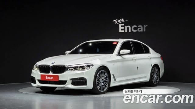 BMW 5 Series — фото 1