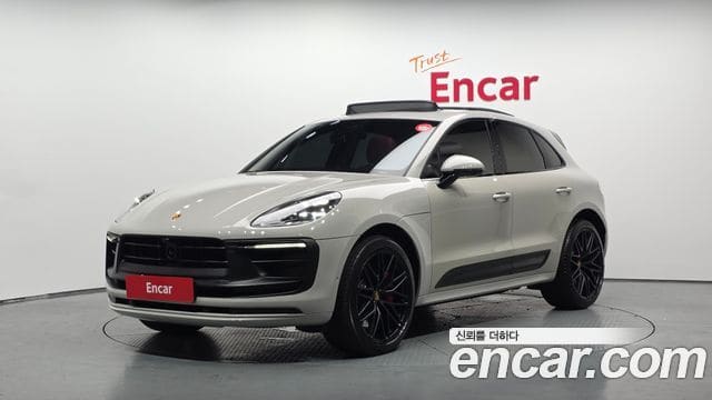 Porsche Macan — фото 1