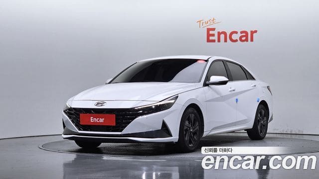 Hyundai Avante — фото 1
