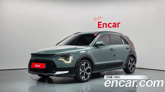 Kia Niro — фото 1