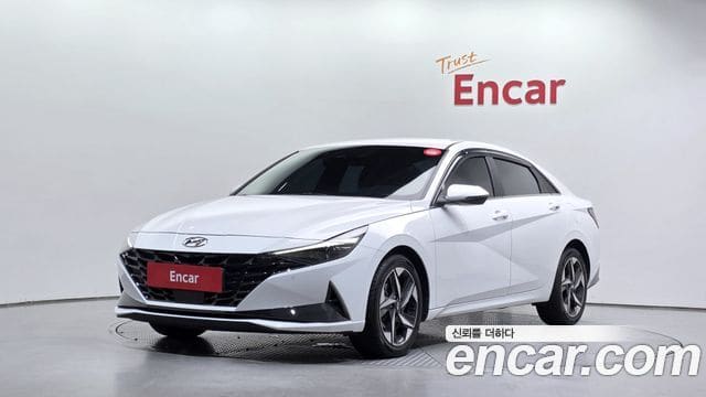 Hyundai Avante — фото 1