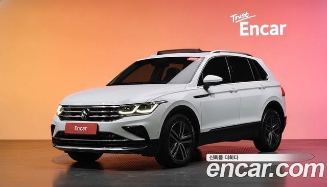 Volkswagen Tiguan — фото 1