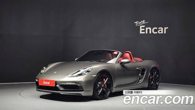 Porsche 718 Boxster — фото 1