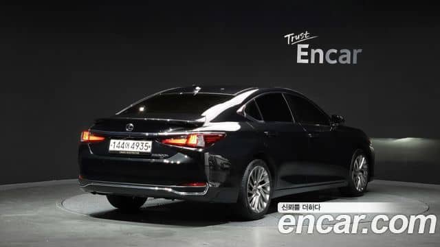 Lexus ES300h
