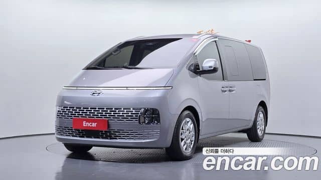 Hyundai Staria