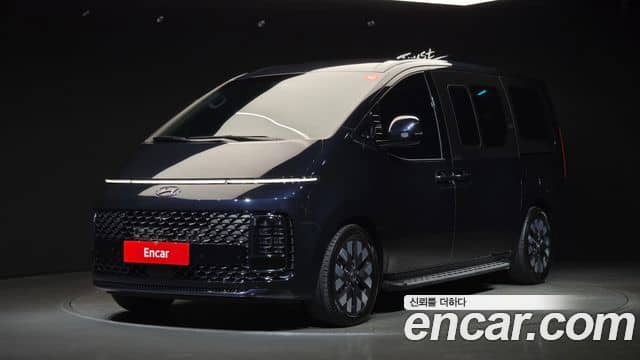 Hyundai Staria