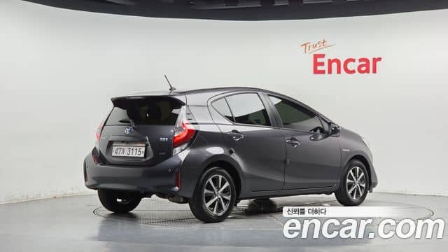 Toyota Prius C