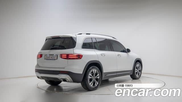 Mercedes-Benz GLB-Class