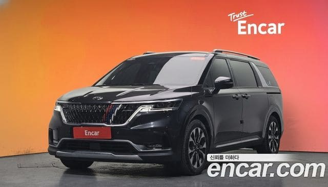 Kia Carnival — фото 1