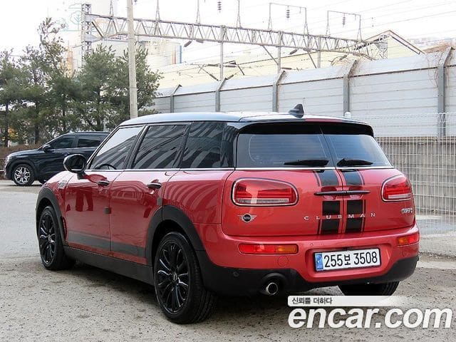 Mini Cooper Clubman — фото 1