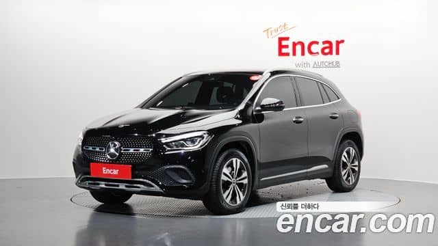 Mercedes-Benz GLA-Class