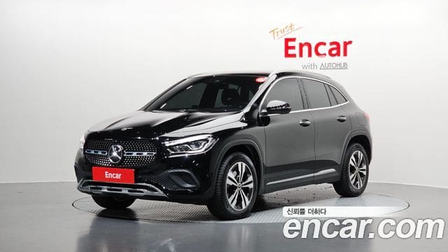 Mercedes-Benz GLA-Class — фото 1