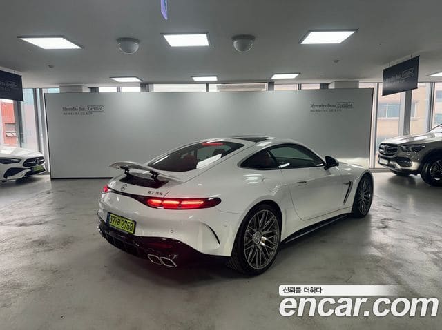 Mercedes-Benz AMG GT — фото 1