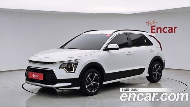 Kia Niro — фото 1