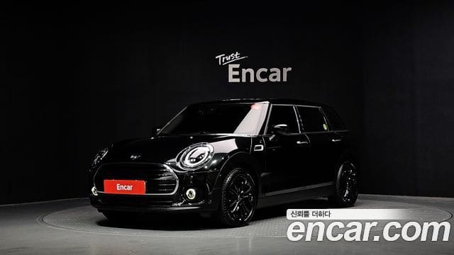 Mini Cooper Clubman — фото 1