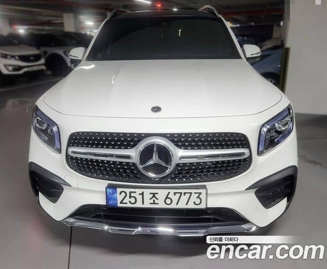 Mercedes-Benz GLB-Class