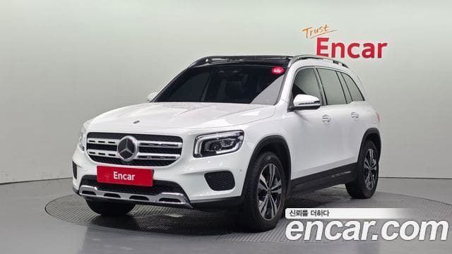 Mercedes-Benz GLB-Class — фото 1