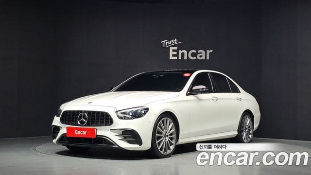 Mercedes-Benz E-Class — фото 1
