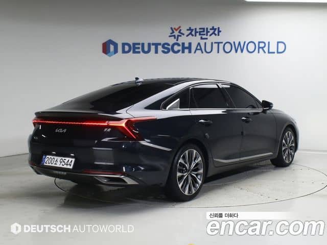 Kia K8
