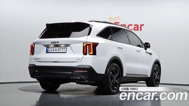 Kia Sorento — фото 1