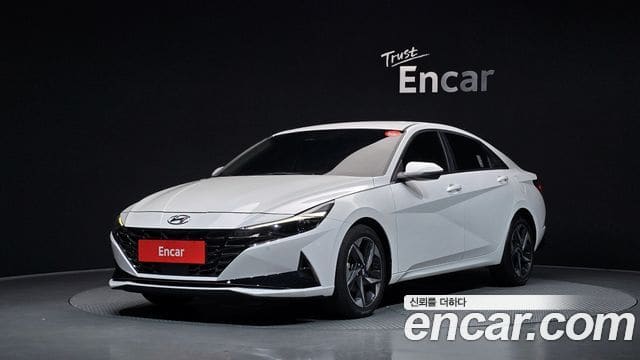 Hyundai Avante — фото 1