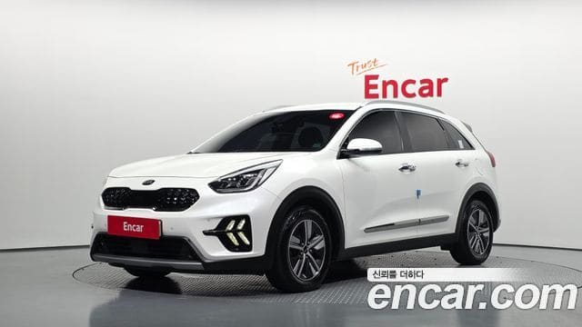 Kia Niro — фото 1