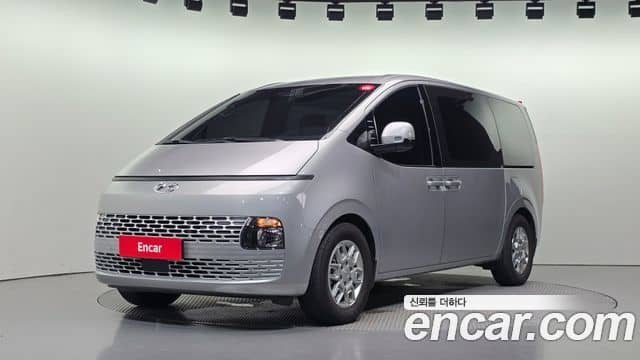 Hyundai Staria