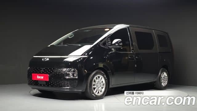 Hyundai Staria