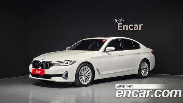 BMW 5 Series — фото 1