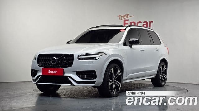 Volvo XC90 — фото 1