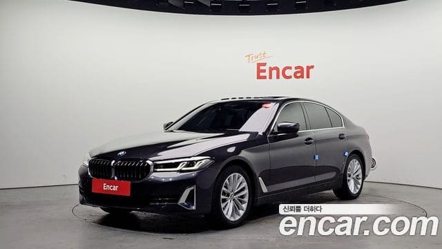 BMW 5 Series — фото 1